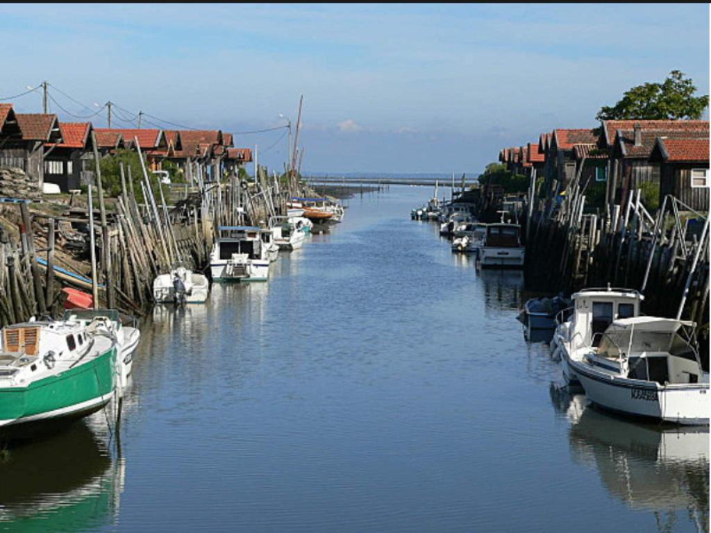 Charme & Confort- Les Cottages Du Bassin D'Arcachon- Petit-Dejeuner Sur Demande - Nuitee, Court Sejour, Semaine Gujan-Mestras Bagian luar foto